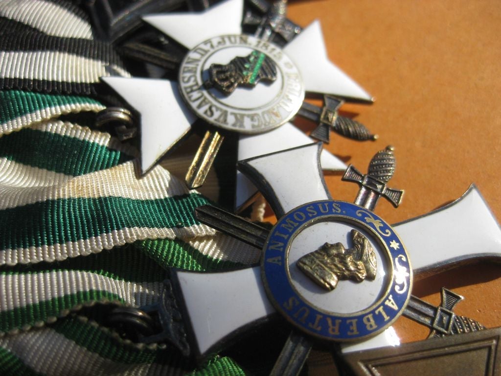 4er Ordenschnalle Ordensspange Eisernes Kreuz 1914 (EK2/14)  Ritterkreuz Albrechtsorden 2.Klasse mit Schwertern Zivilverdienstorden Sachsen 1.Weltkrieg Orden Kaiserreich Miniaturkettchen und Feldspange SCHARFFENBERG in DRESDEN