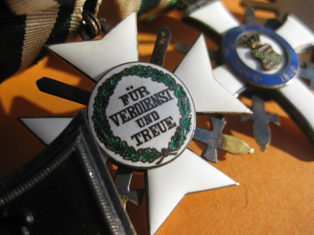 4er Ordenschnalle Ordensspange Eisernes Kreuz 1914 (EK2/14)  Ritterkreuz Albrechtsorden 2.Klasse mit Schwertern Zivilverdienstorden Sachsen 1.Weltkrieg Orden Kaiserreich Miniaturkettchen und Feldspange SCHARFFENBERG in DRESDEN