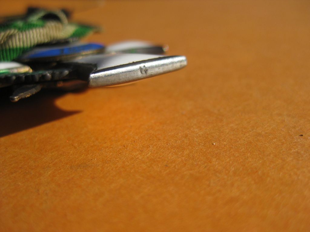 3er Ordenschnalle Ordensspange Eisernes Kreuz 1914 (EK2/14)  Ritterkreuz Albrechtsorden 1.Klasse Dienstauszeichnung im Ordensetui der Firma Thieme &amp; Fuchs in Leipzig Medaille Sachsen 1.Weltkrieg Orden Kaiserreich SCHARFFENBERG DRESDEN