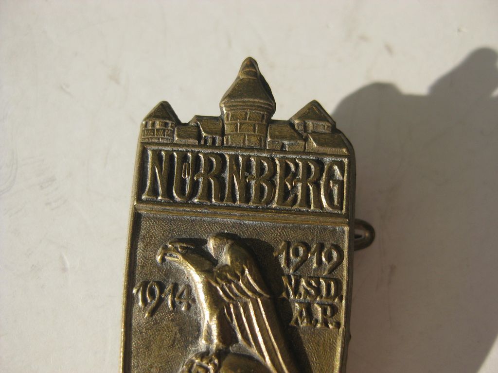 NSDAP Reichsparteitagabzeichen Nürnberg 1914 1919 1929 MINT CONDITION