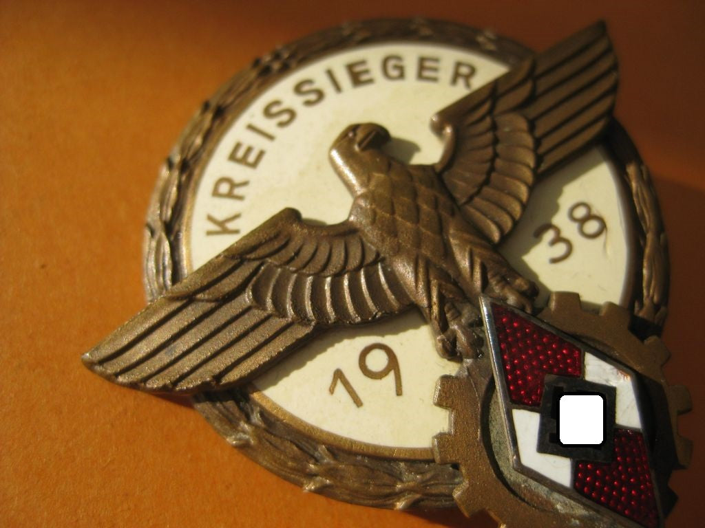 Hitlerjugend (HJ) Reichsberufswettkampf 1938 KREISSIEGERabzeichen