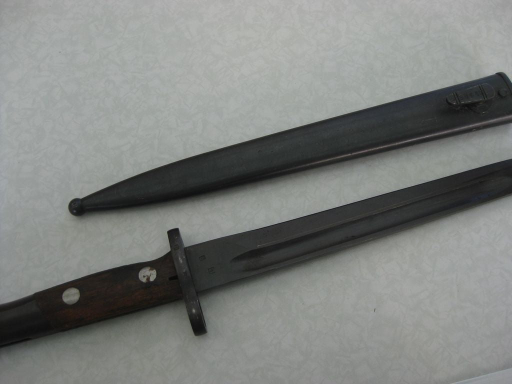 unbekanntes Bajonett Seitengewehr Bayonett Russland Yugoslawien????