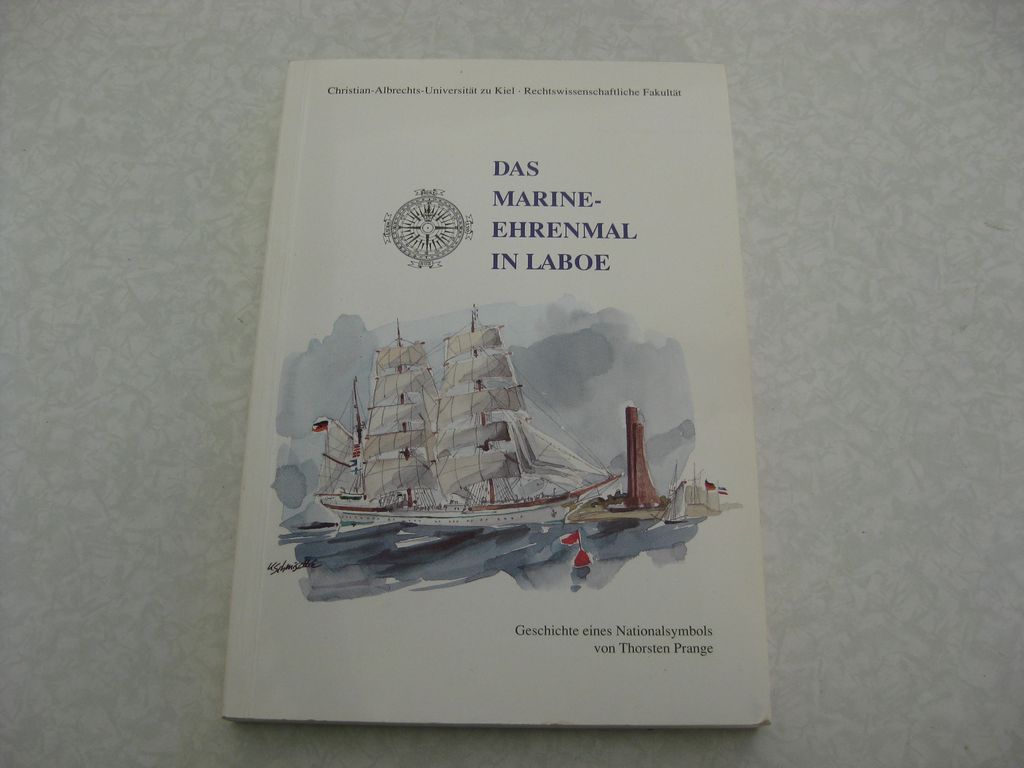 Taschenbuch Wehrmacht Deutsche Kriegsmarine Kriegsschiffe / Schlachtschiffe Kreuzer Zerstörer Torpedoboote 1935 - 1945