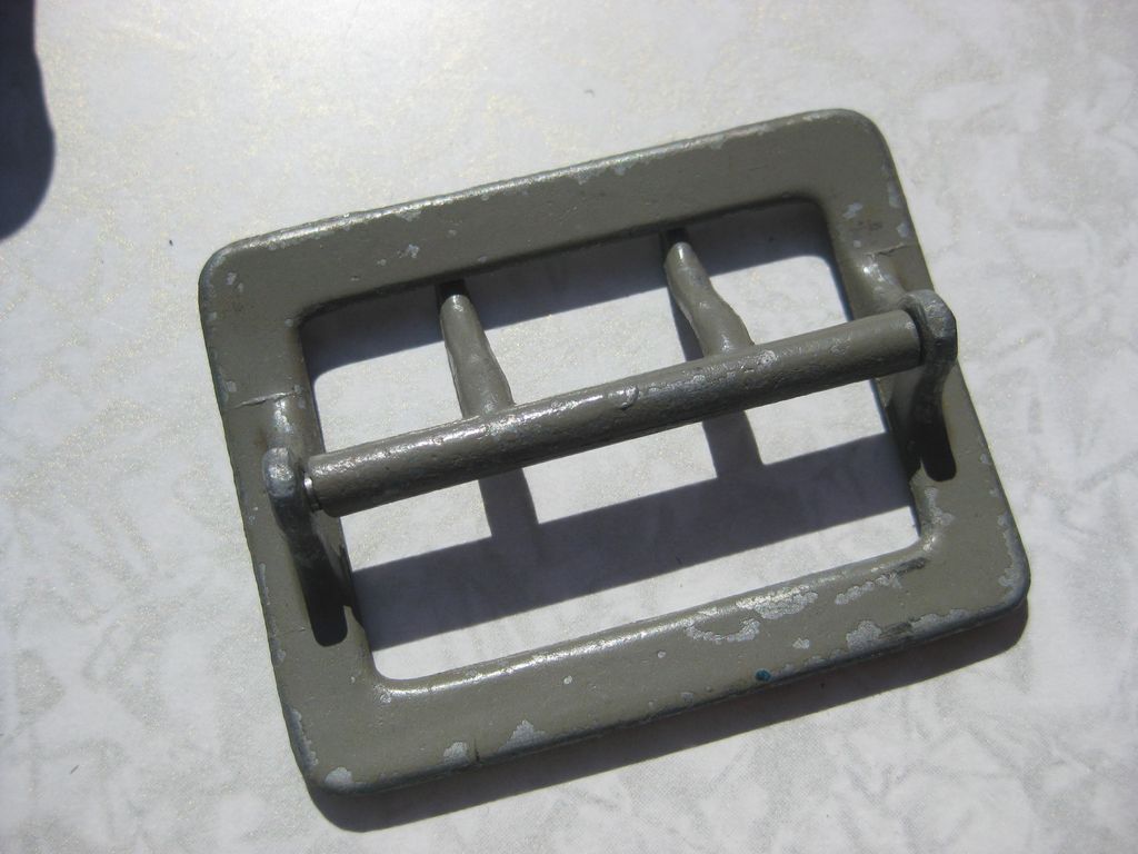 2 Dorn Riemen / Lederkoppel für Offiziere Wehrmacht