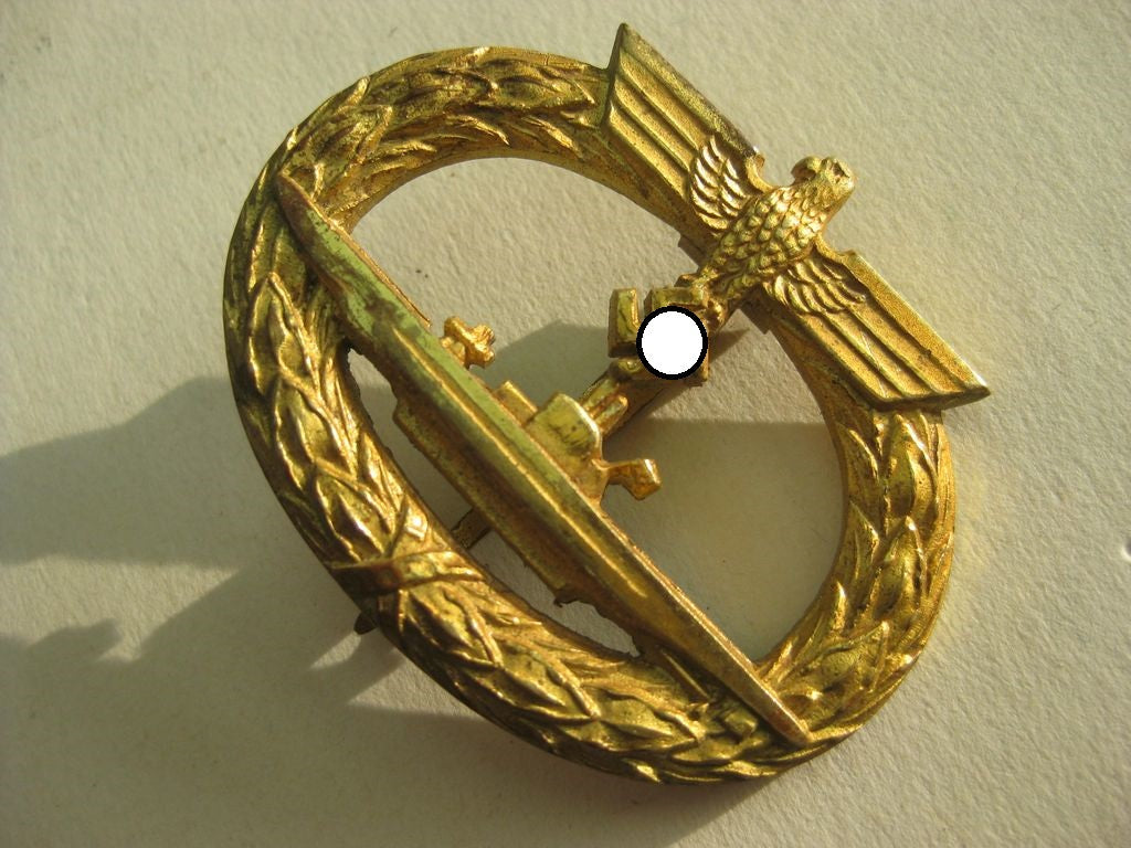 U-Bootkriegsabzeichen VARIANTE aus BUNTMETALL unbekannter Hersteller Orden 3.Reich Kriegsmarine